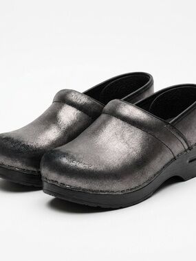 Dansko Professional 38 Pewter Metallic Leather Comfort Nursing Clog
